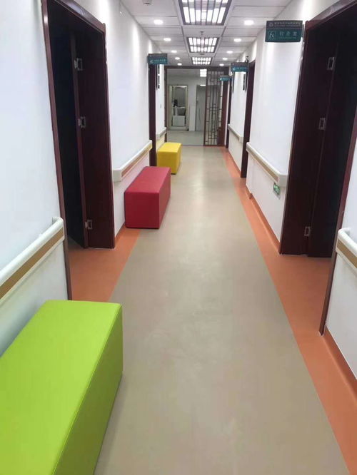 廠家詳解養老醫療塑膠地板之通體pvc塑膠地板